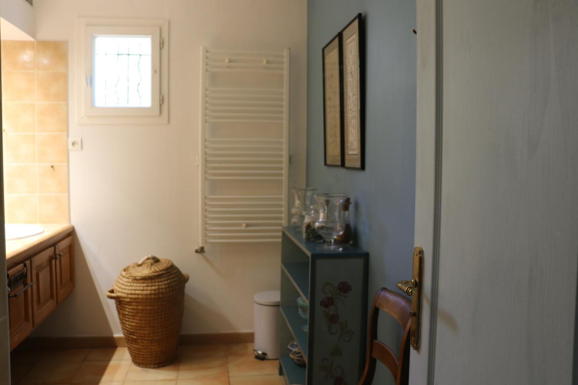 Les Chambres De Fanny Cabrieres-d'Aigues Экстерьер фото